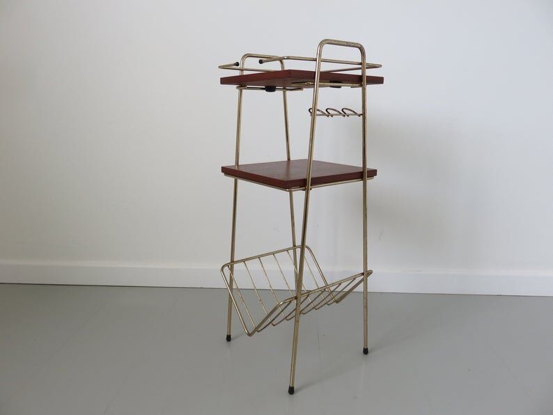 Sellette in gold metal and wood, 50/60s