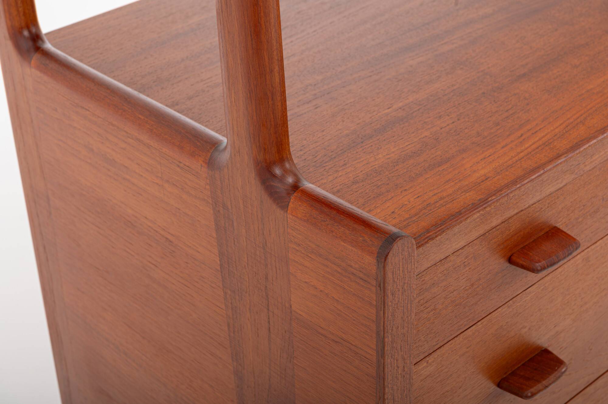 Vintage Model RY20 Cabinet by Hans J. Wegner for RY Mobler, Denmark 1950s