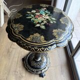 Napoleon III pedestal table