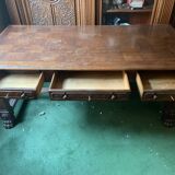 Bureau / Table ancienne en bois sculpté