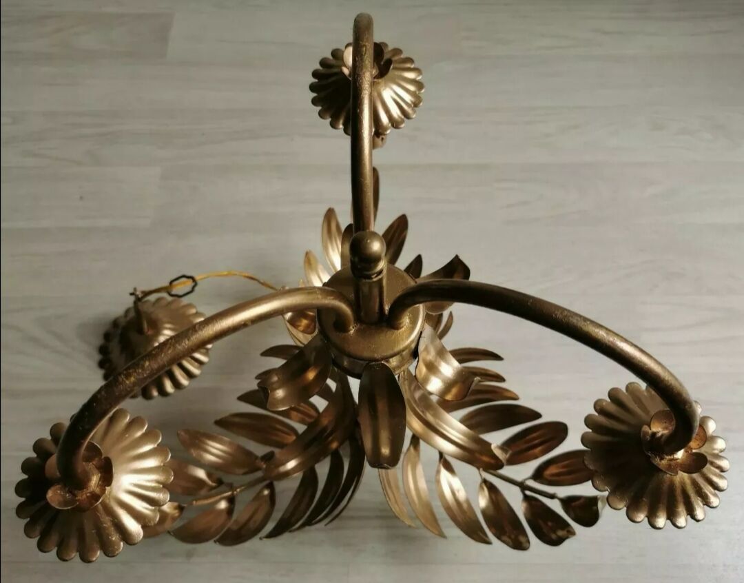 Golden metal palm lamp