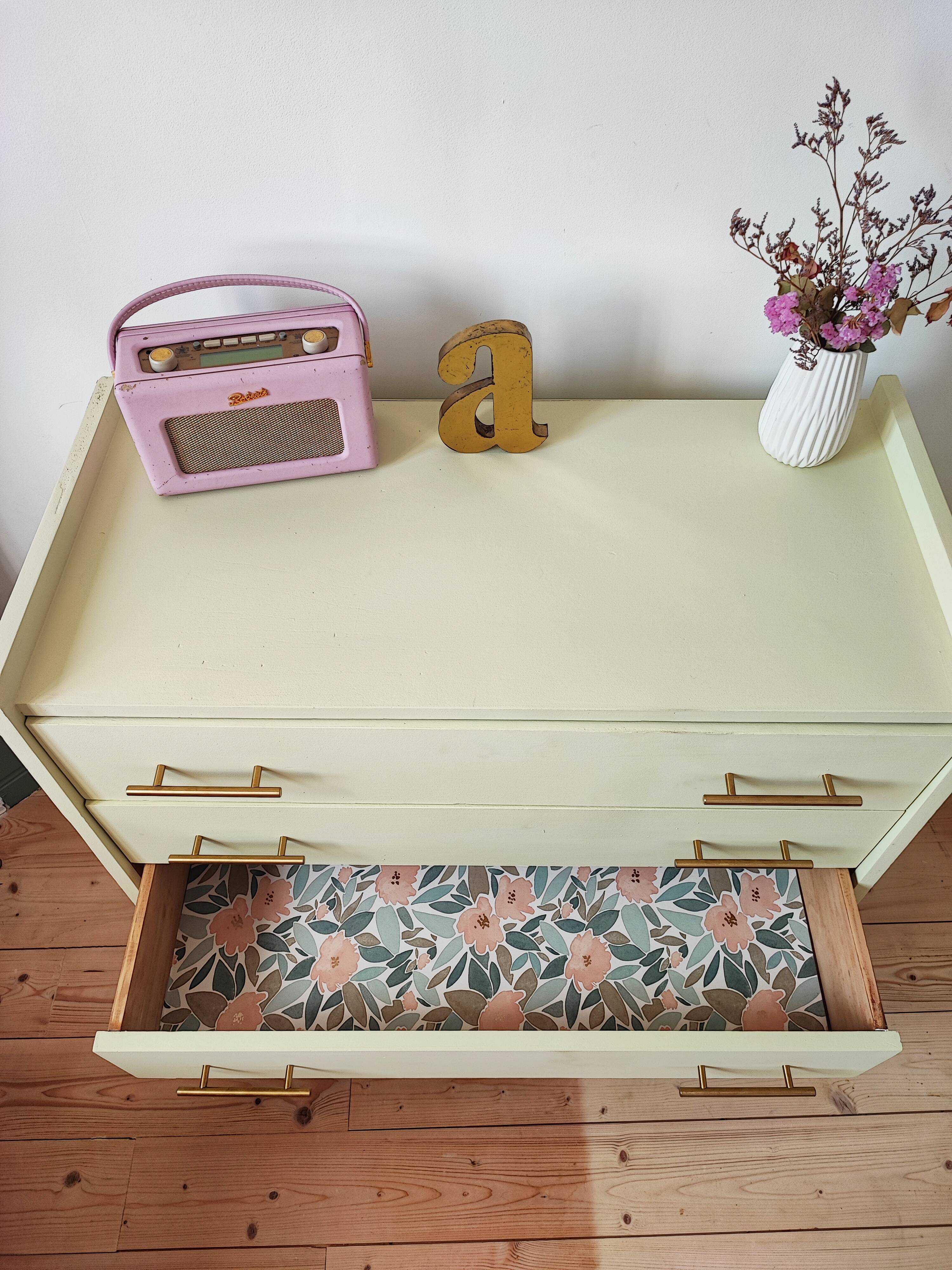 Vintage verbena chest of drawers