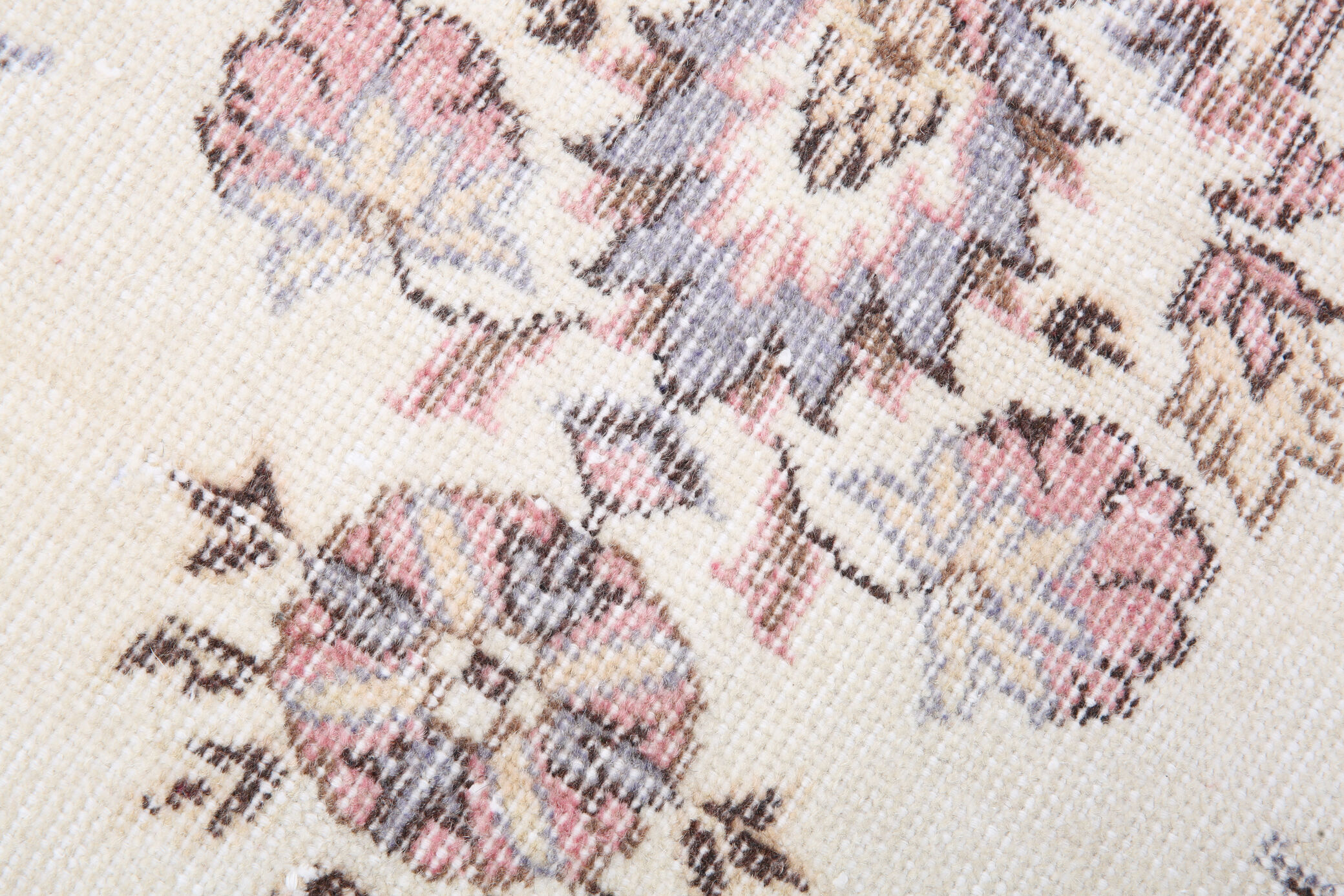 Farmhouse floral vintage carpet rug