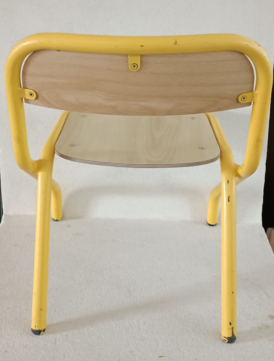 Chaise vintage pour enfant