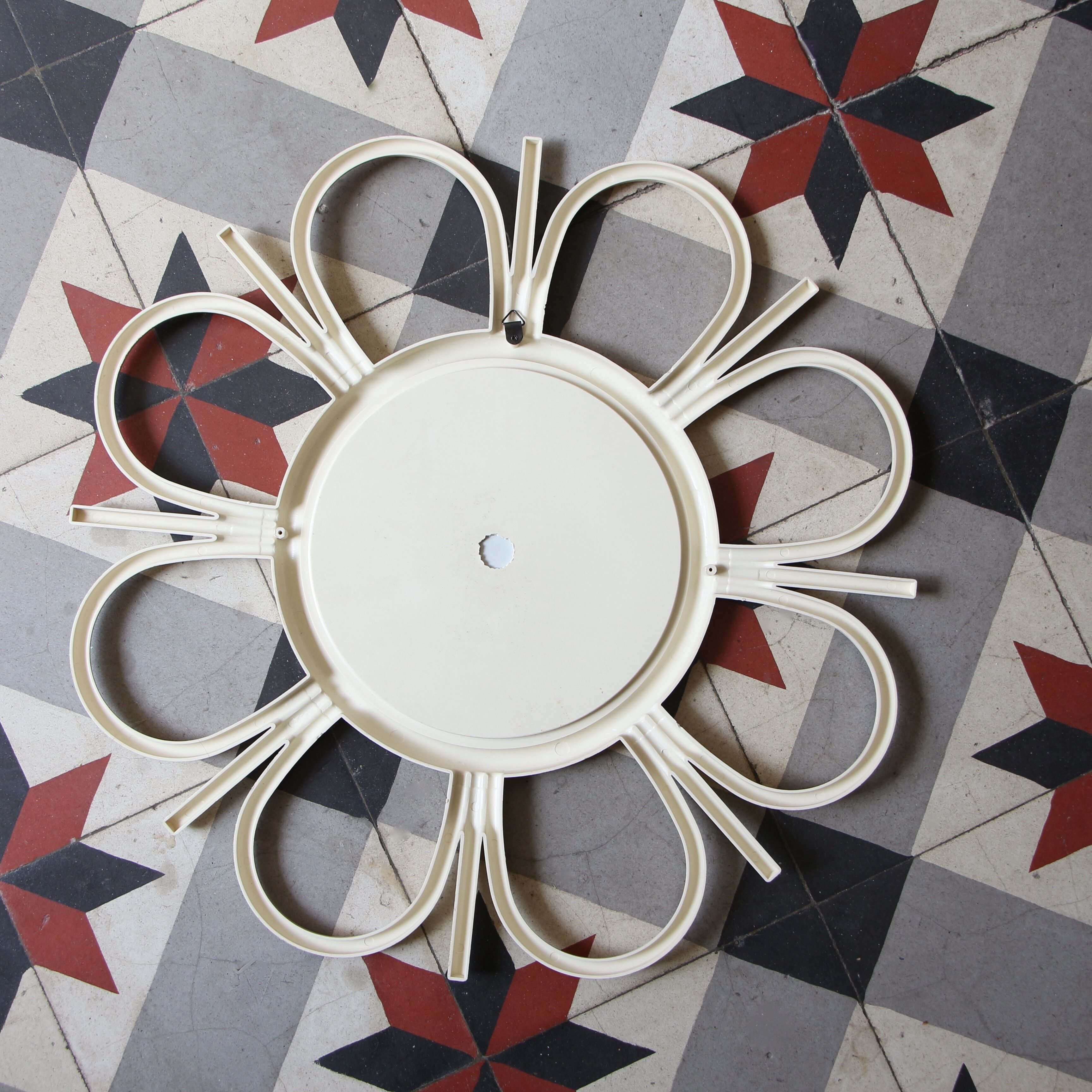 Plastic flower mirror