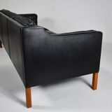 Sofa Model 2213 by Børge Mogensen, Frdericia. Denmark.