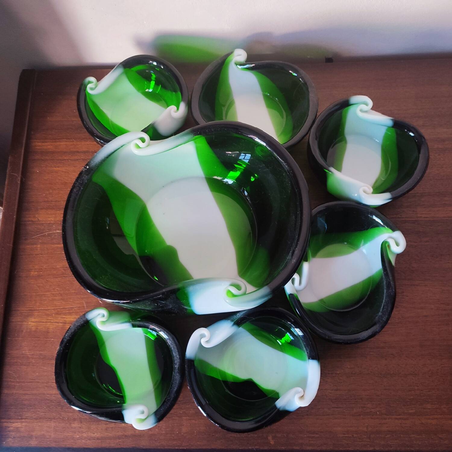 Murano glass salad bowl and ramekins