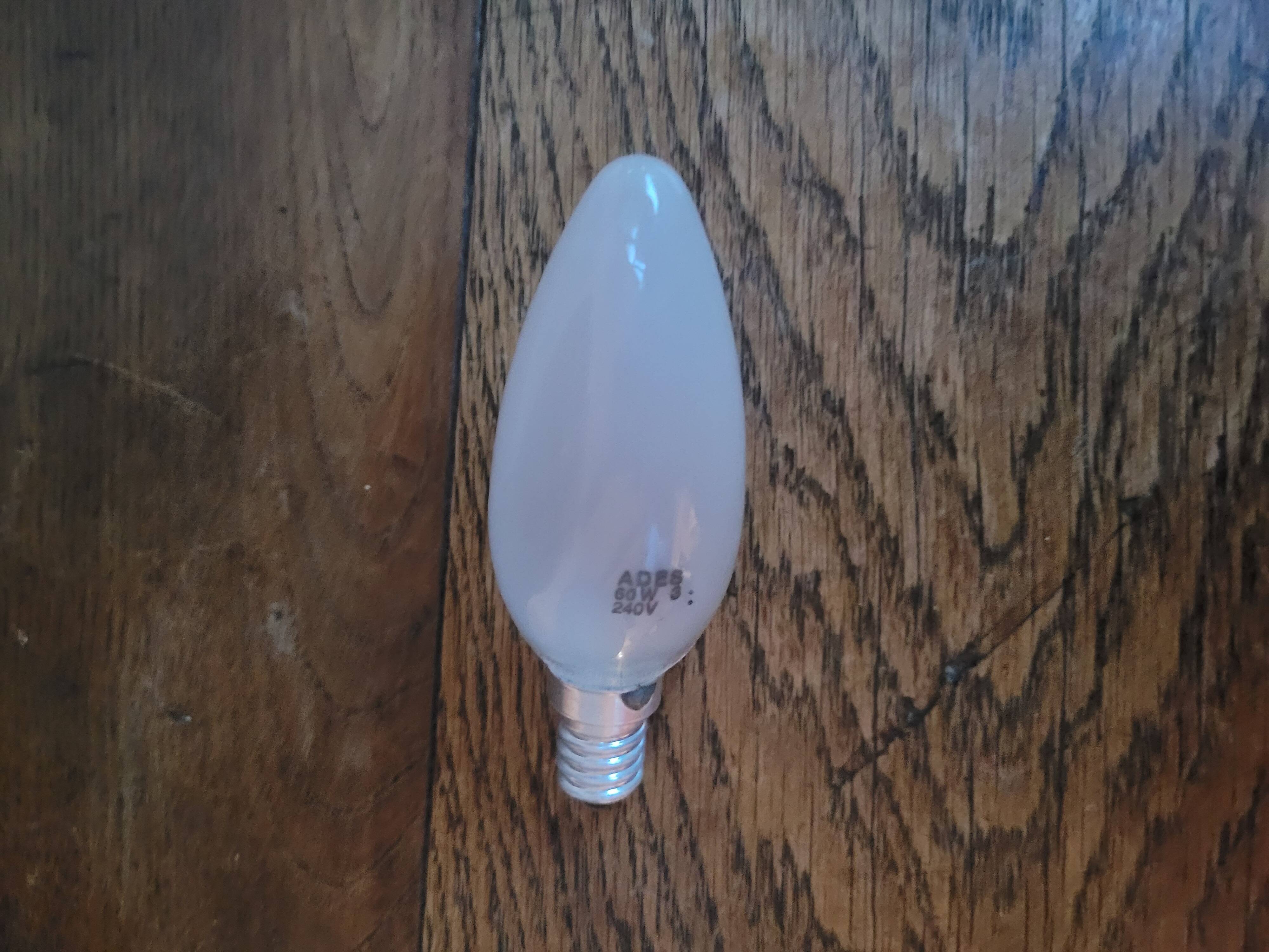 Lampadaire chromé à trois branches globes en opaline, années 70