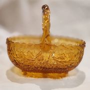 Amber basket