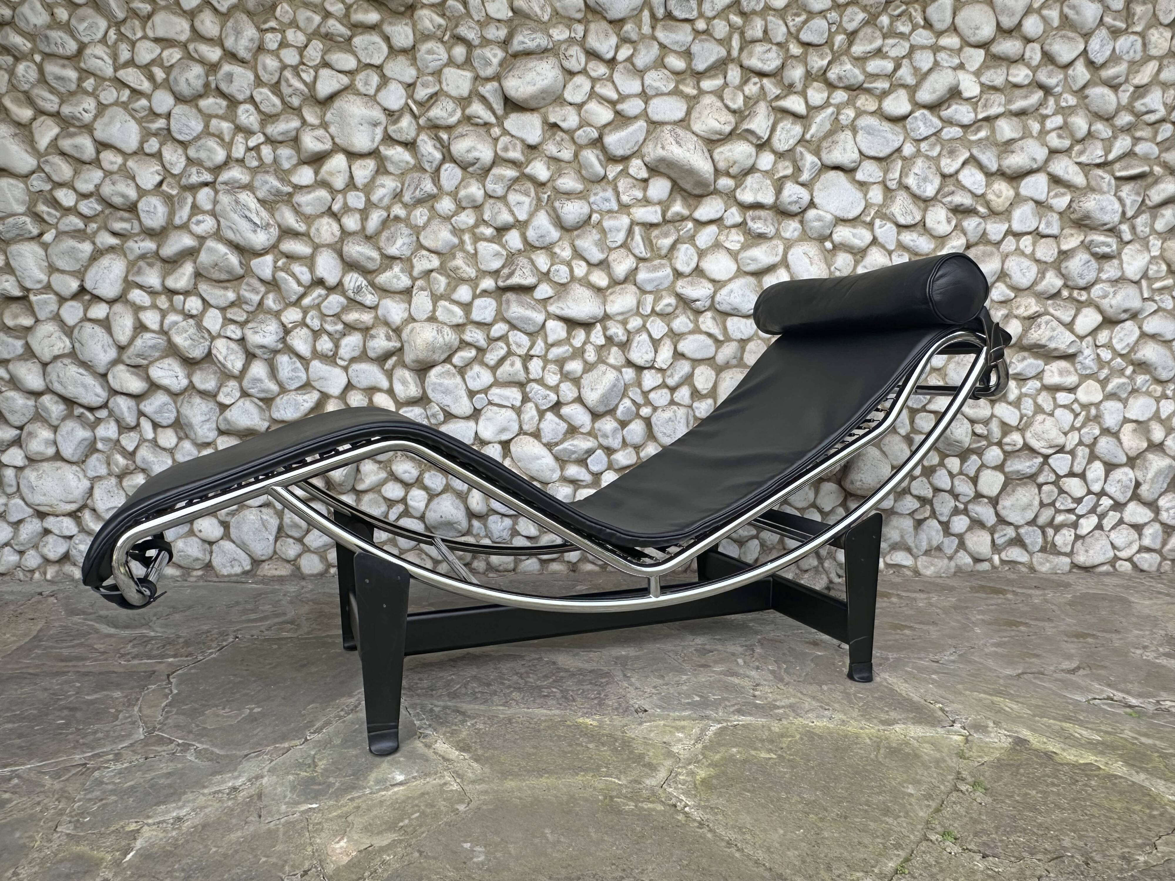 LC4 chaise longue no. 1382 Le Corbusier, Jeanneret & Perriand Cassina, 1960