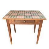 Petite table ferme