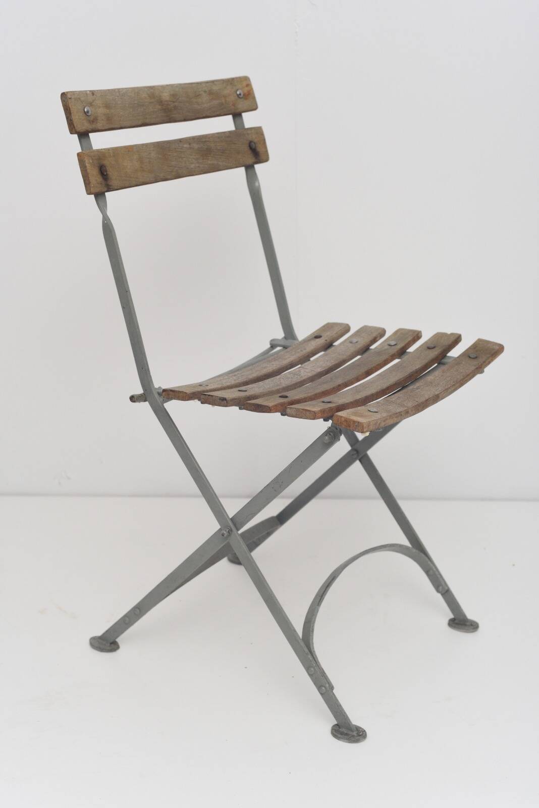 Garden chairs in wood and wrought iron