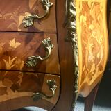 Curved commodus, tomb, Louis XV style, in marquetry, 3 drawers
