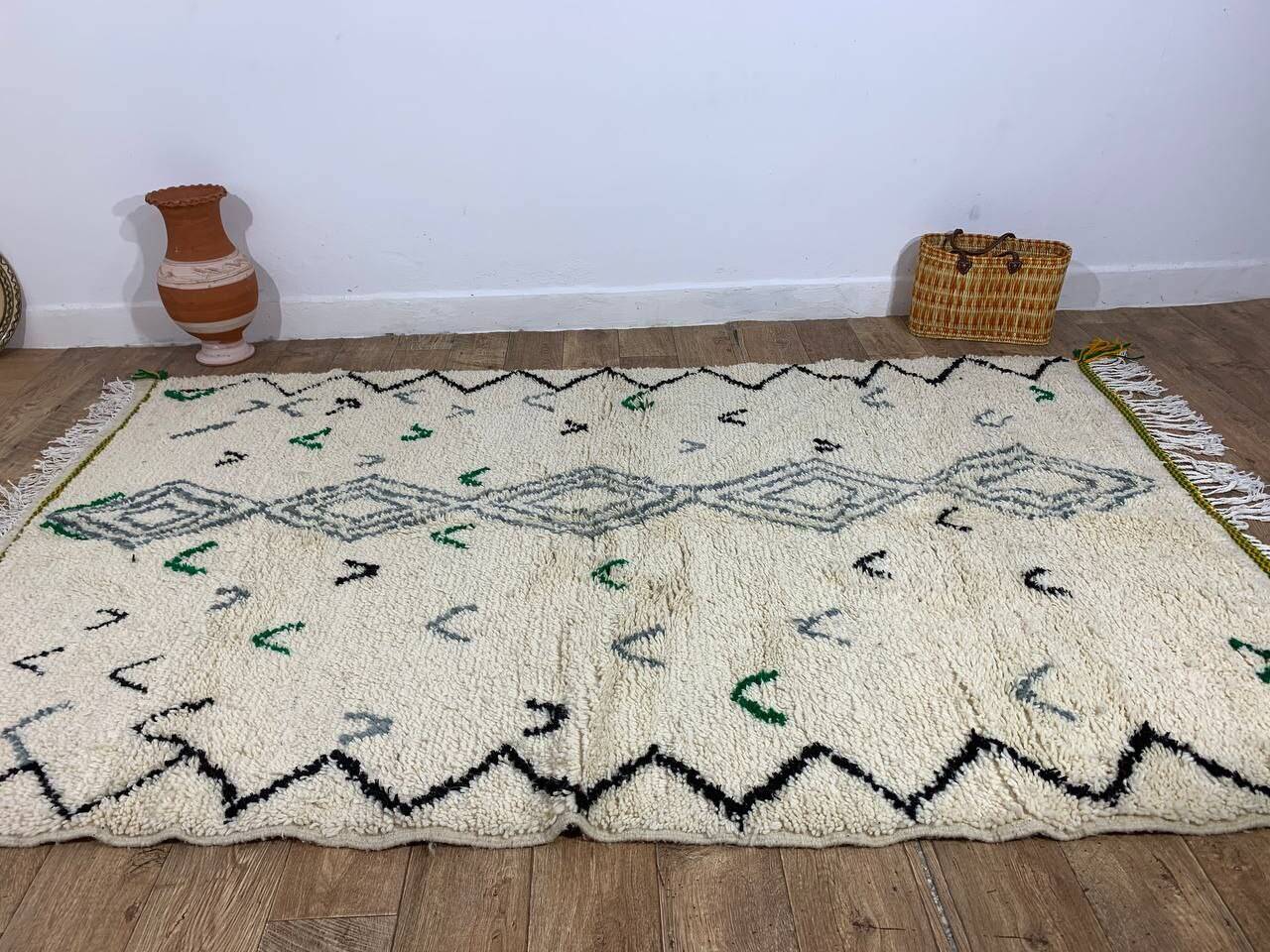 Handmade Moroccan Berber rug 250 X 158 CM