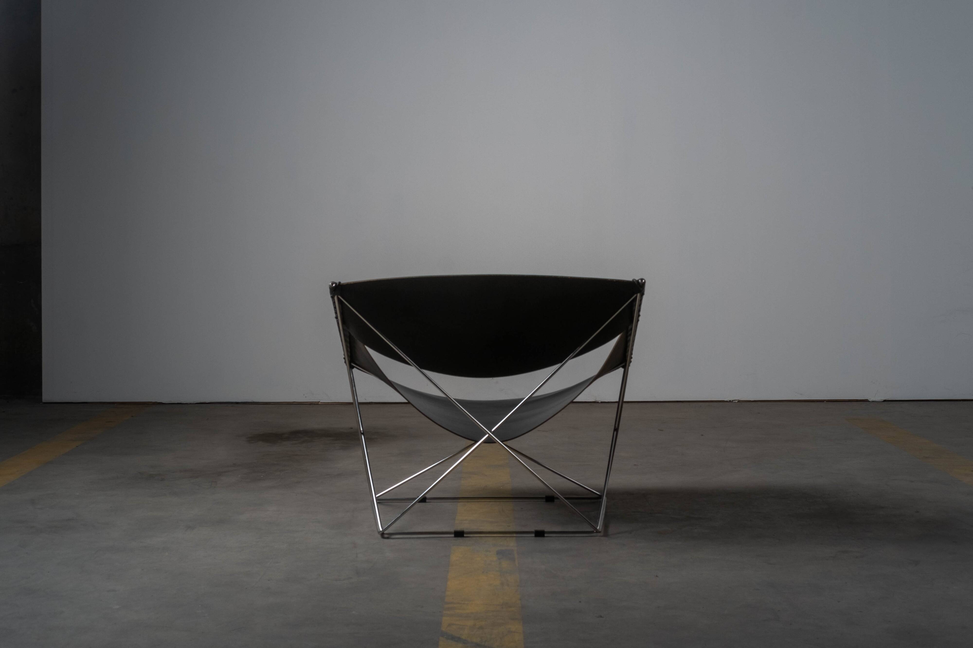 Pierre Paulin - Artifort F675 Butterfly chair