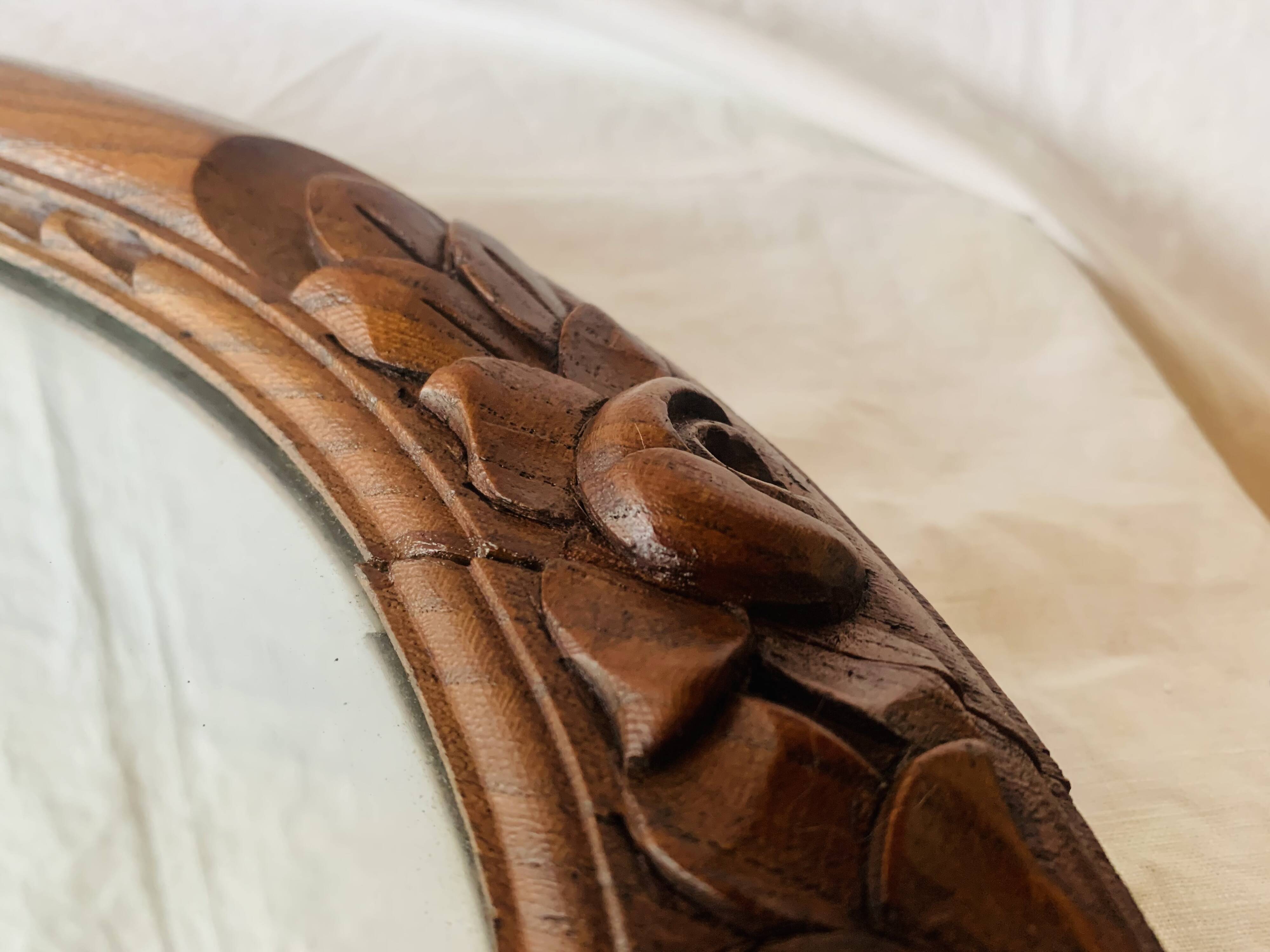 Large Art Deco oval mirror in carved wood - 87 x 53 cm