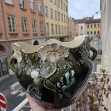 Jardinière in slipware signed by Gustave de Bruyn.