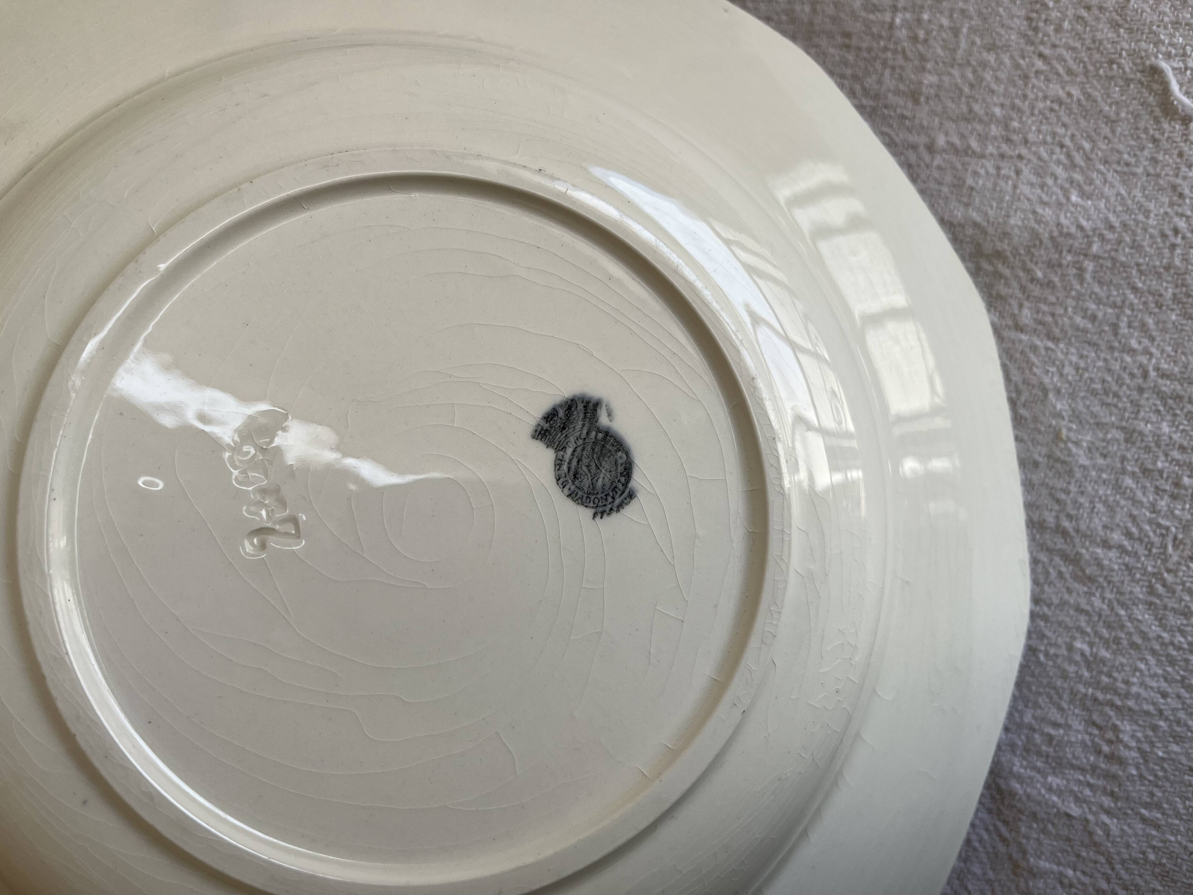 Octagonal fine earthenware table centrepiece 1920 white cream