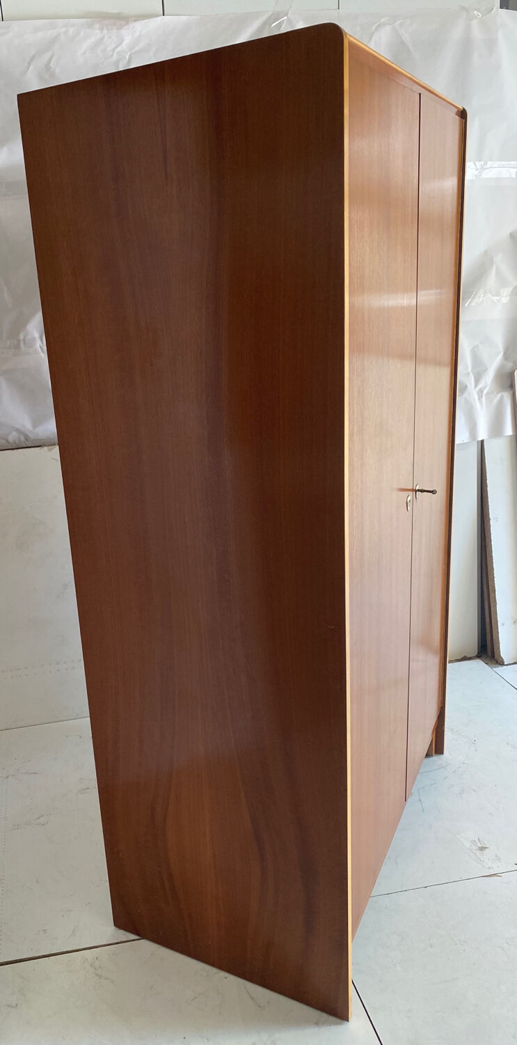 Vintage wardrobe feet compass from 1957