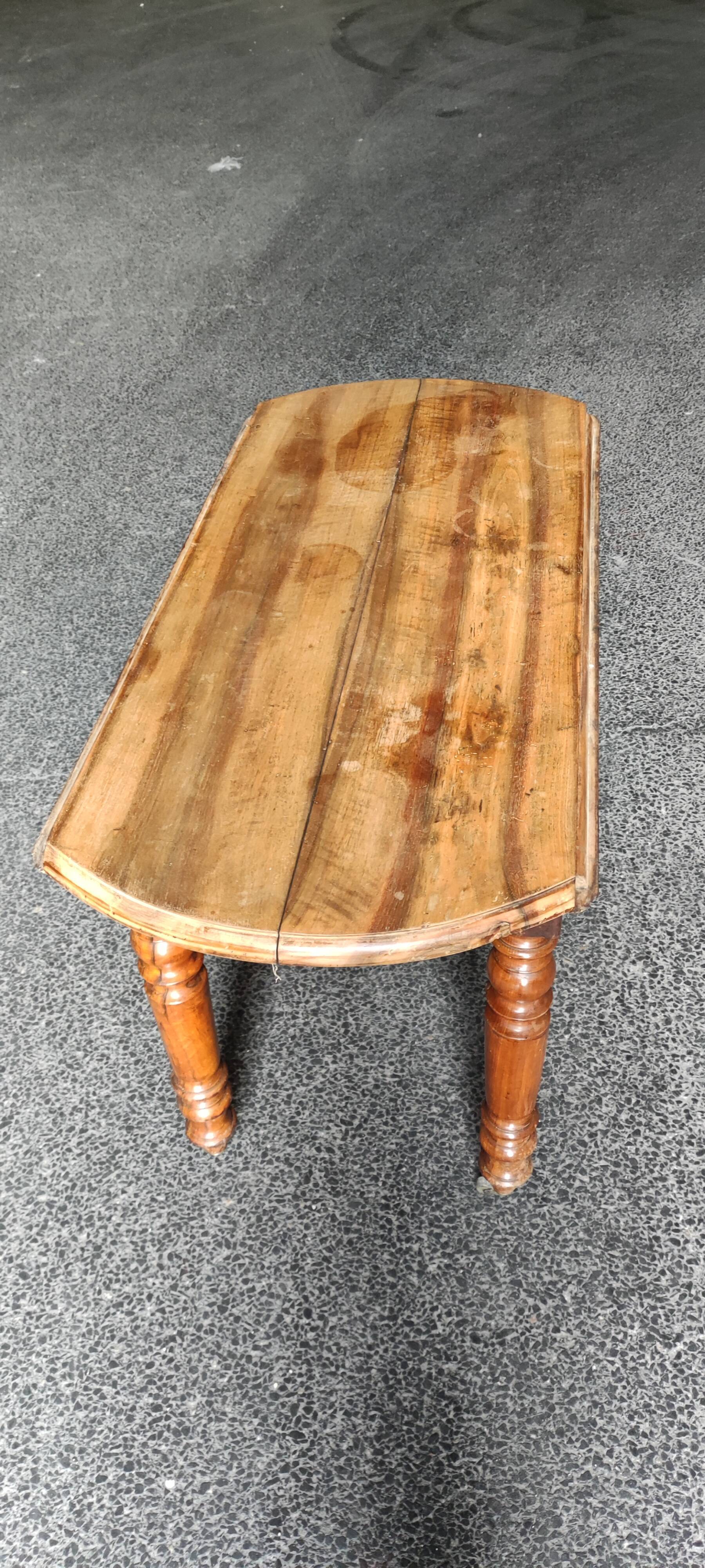 Louis Philippe table, 3 extensions, walnut tray