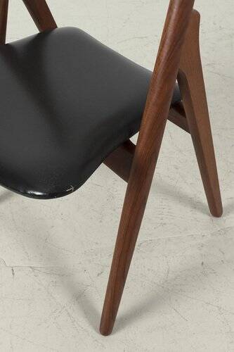 CH29P Sawbuck Dining Room Chairs, Set of 3