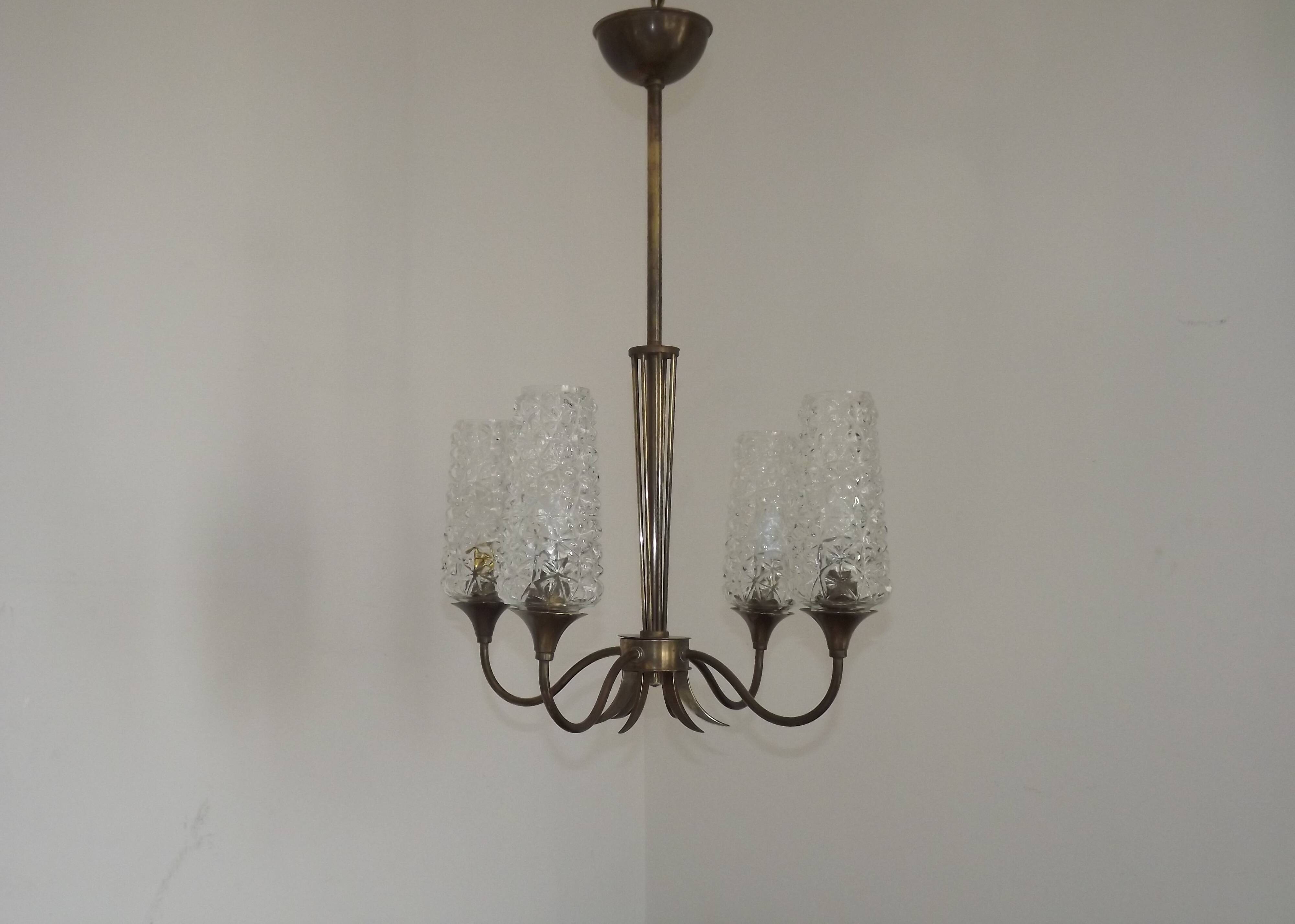 French vintage retro chandelier with 4 lights in brass and bronze with cut glass shades.