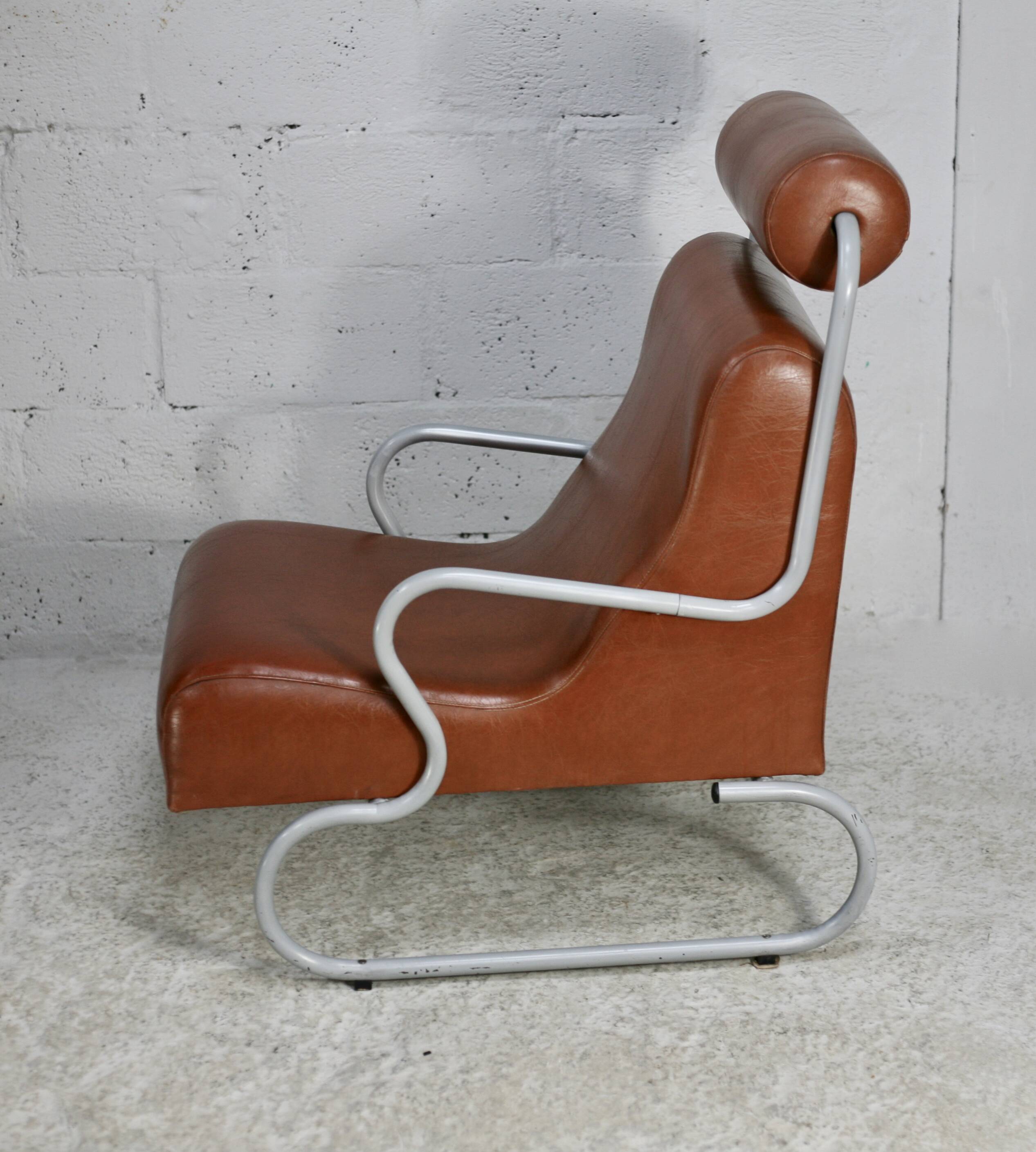 Space age armchair, metal and imitation leather. Circa 1960
