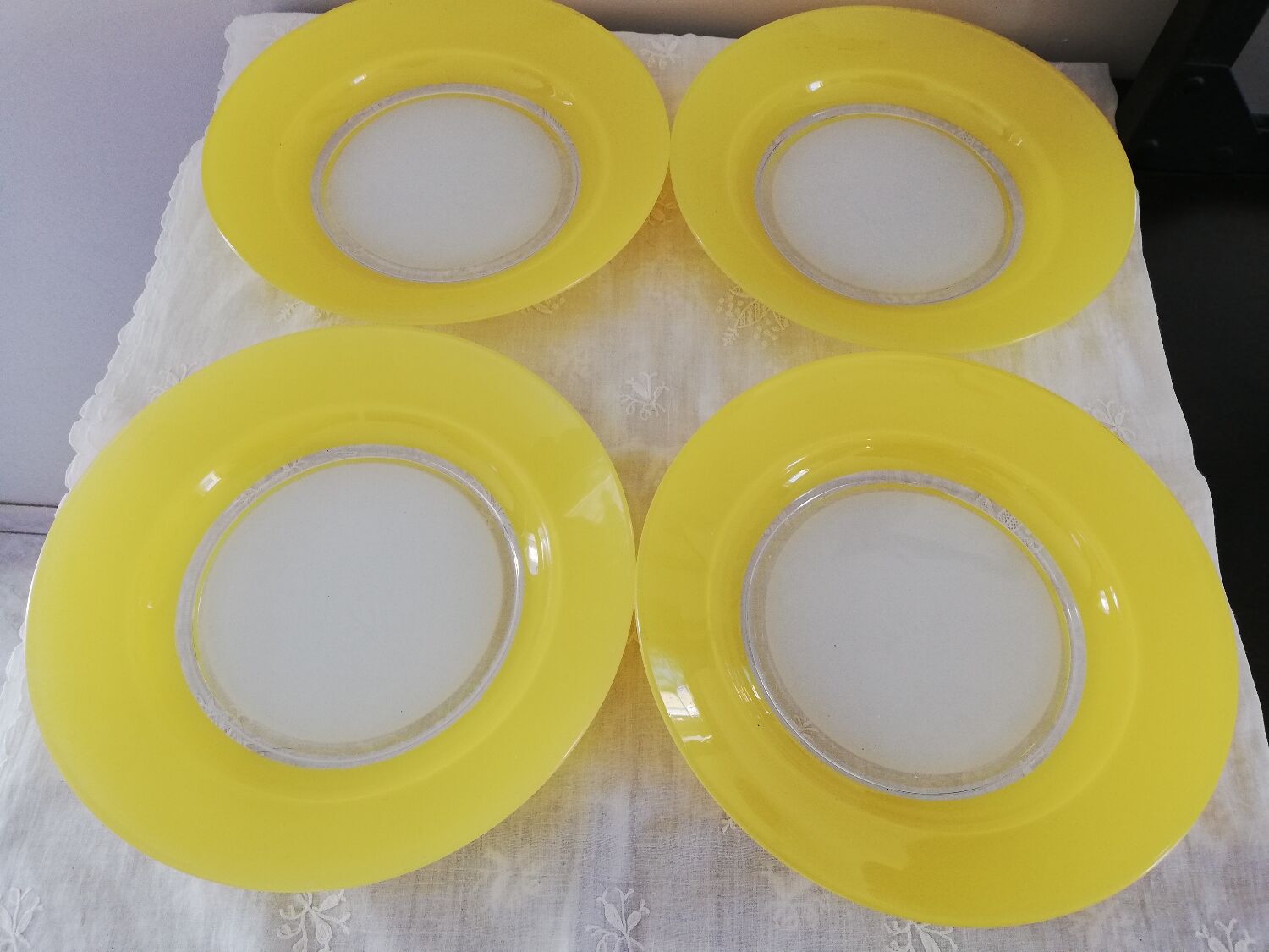 Set of 4 vintage Duralex hollow plates