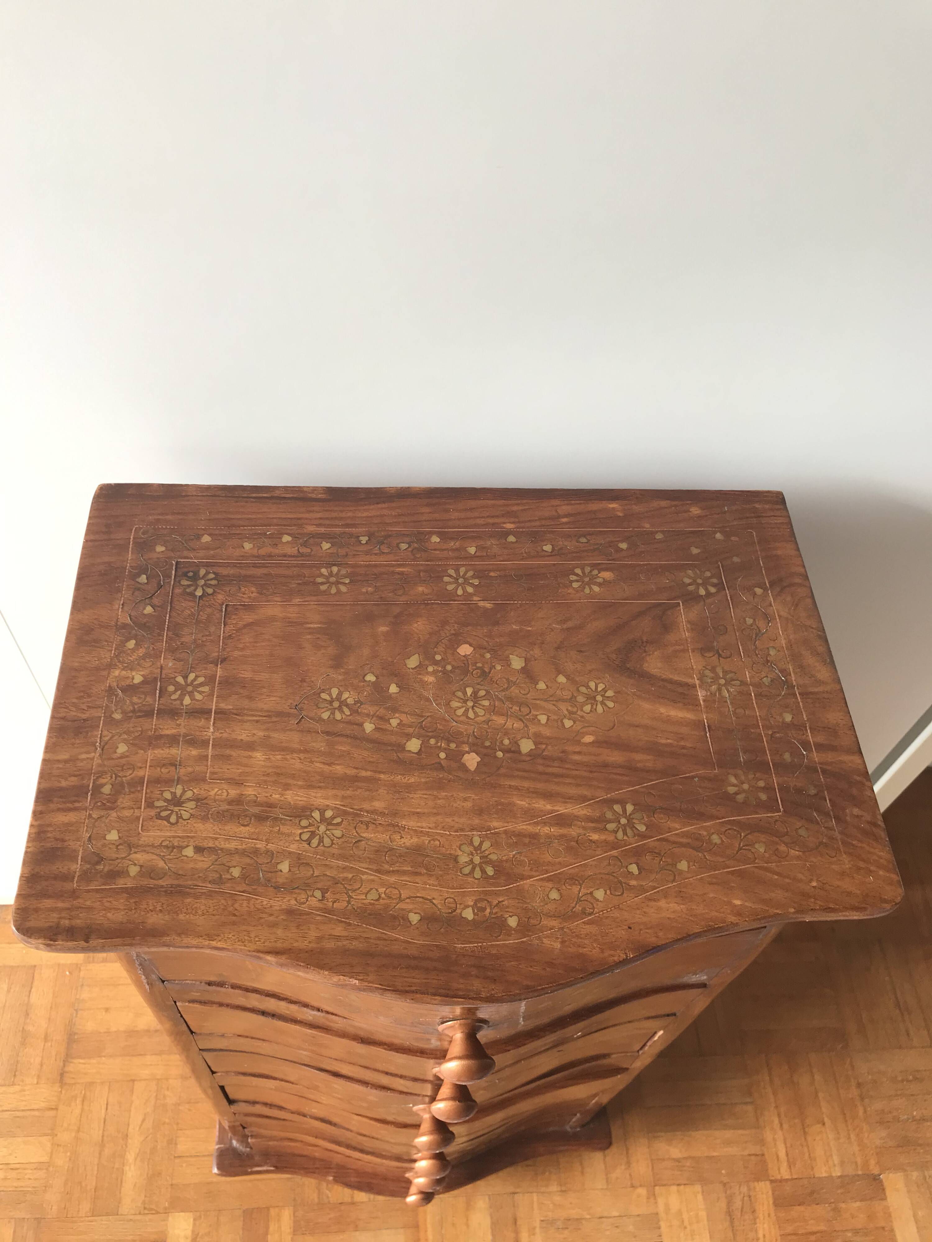 Meuble chiffonnier marqueterie ancien artisanal