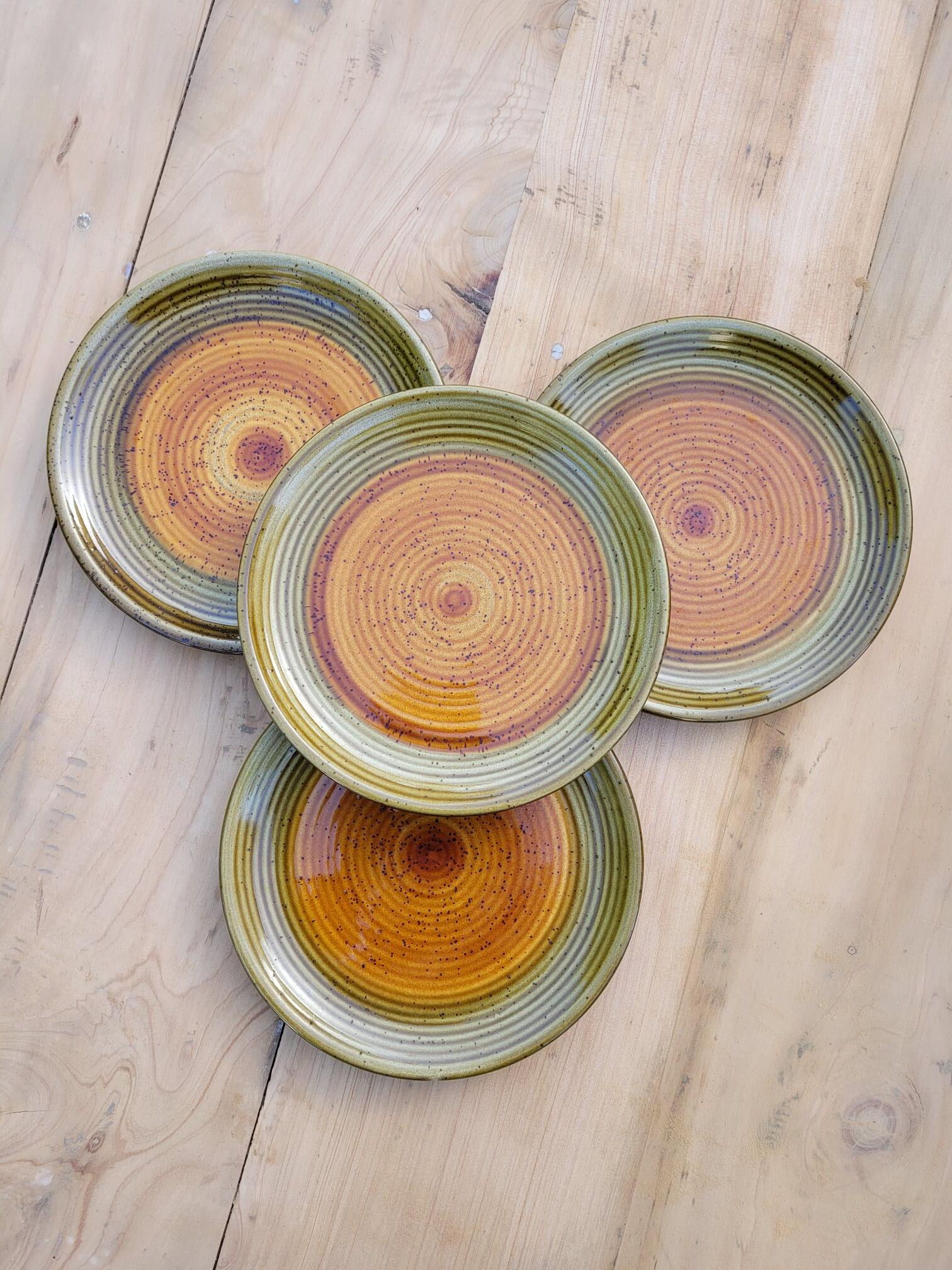 Plates Saint Amand