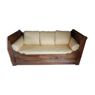 Bench bed