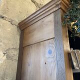 Black and wood farmhouse sideboard