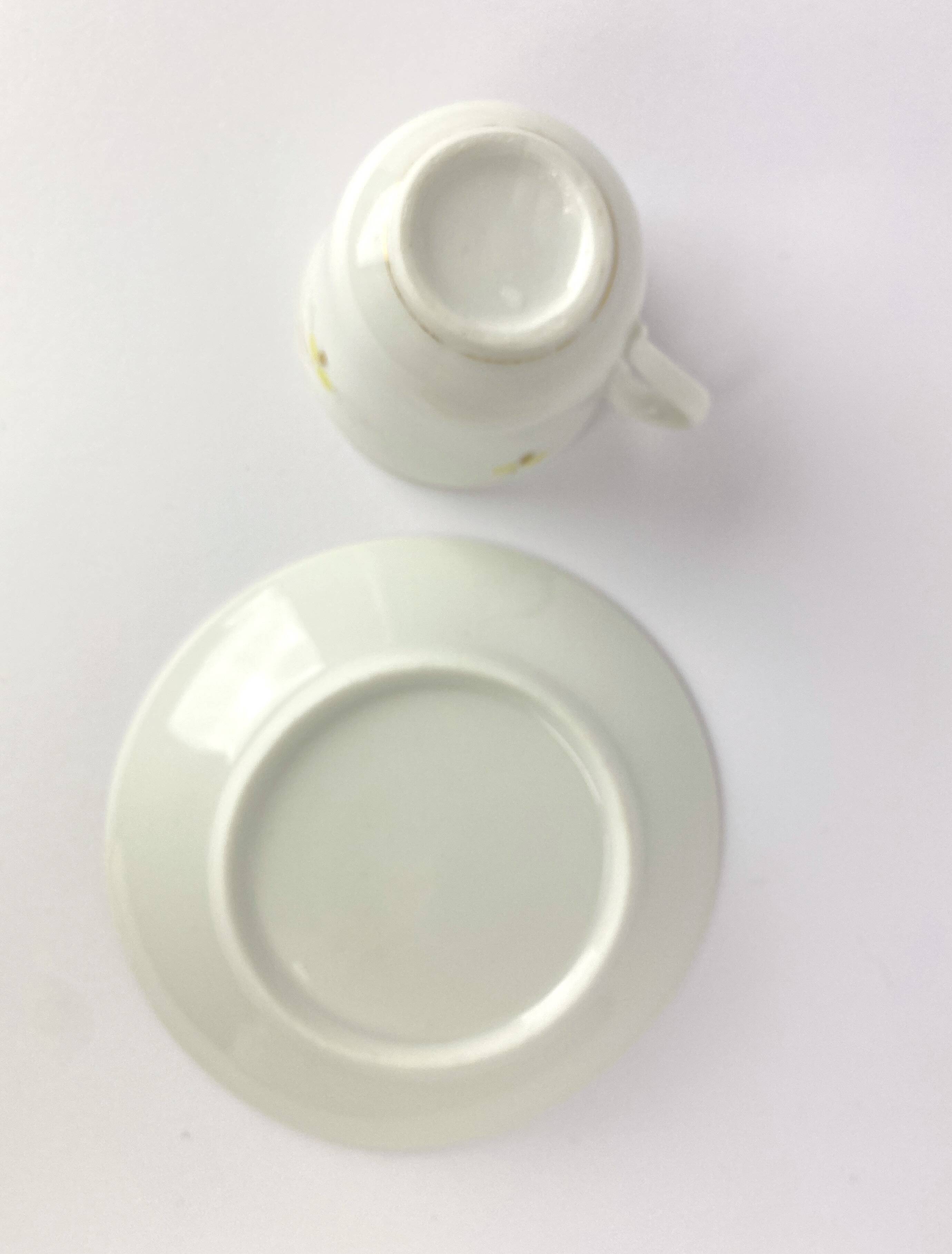 Vintage Mismatched Set of 6 Porcelain Cups and 5 Saucers - Gold