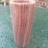Vase en onyx rose