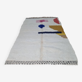 Handmade wool Berber rug 250 x 150 cm