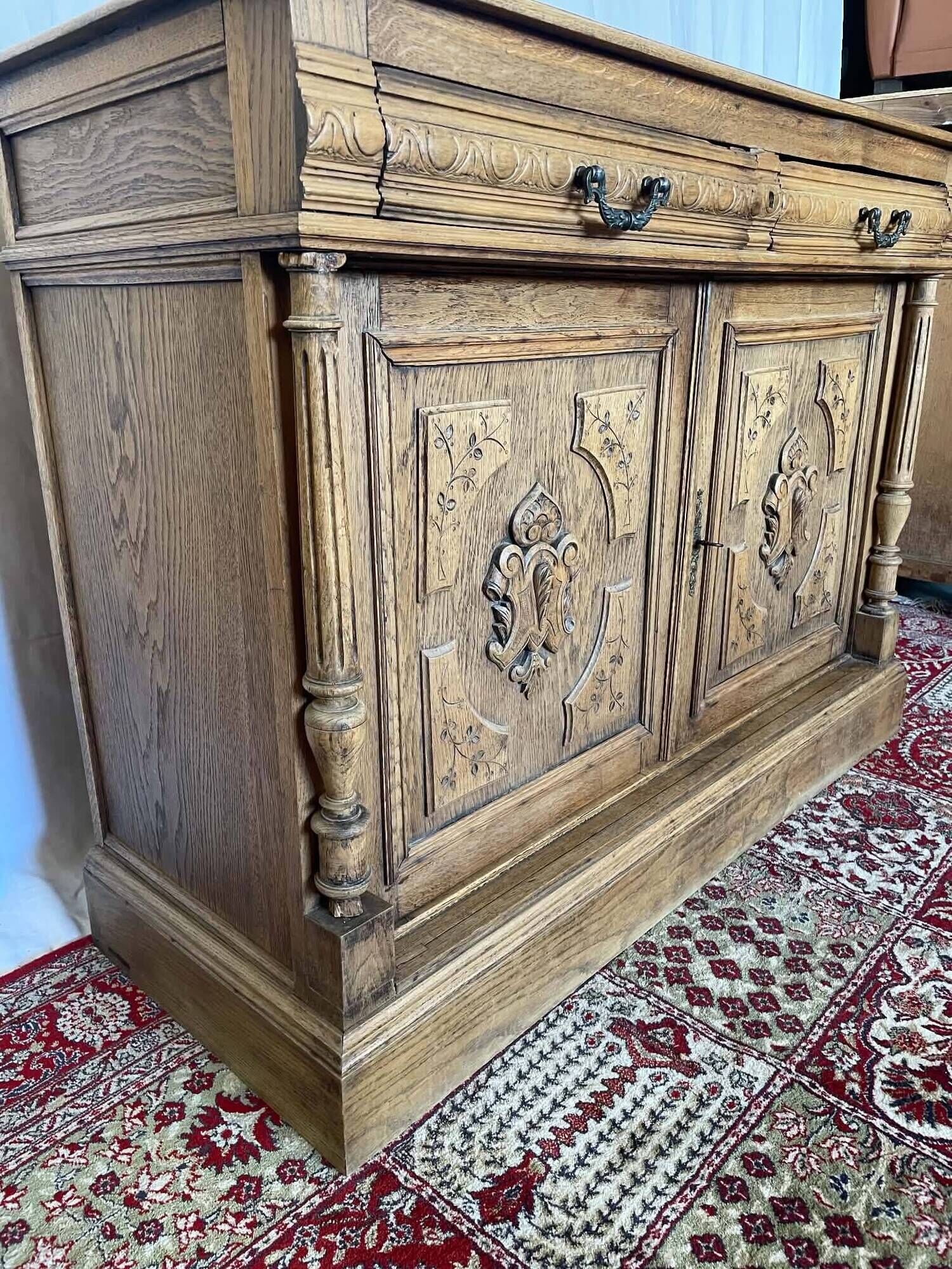 Antique carved oak sideboard – Late 19th century