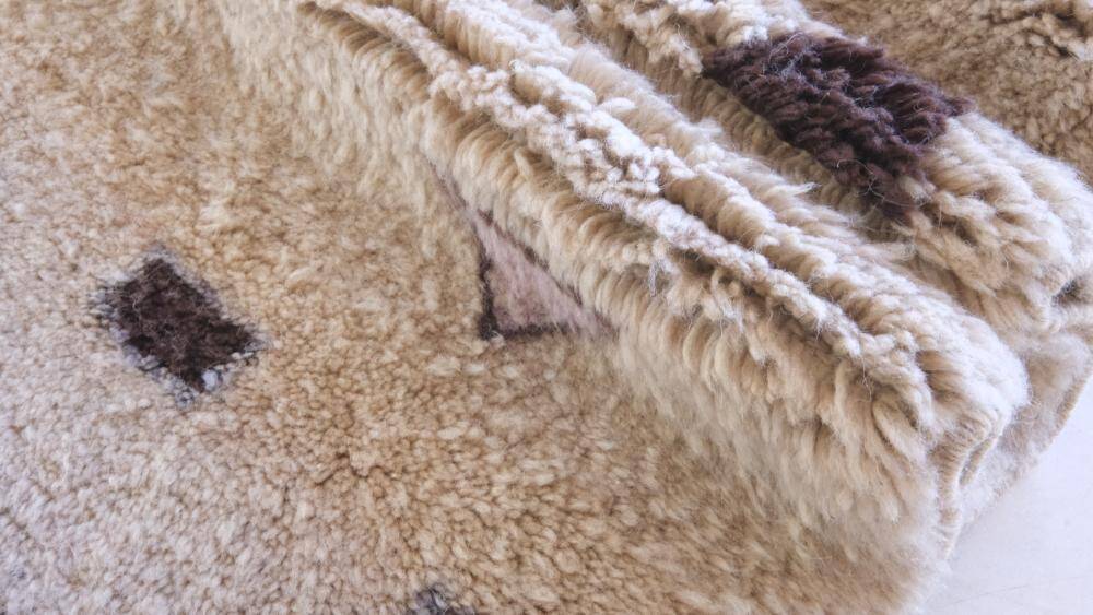 Beni M'Rirt Luxury Rug - 255 x 173 cm