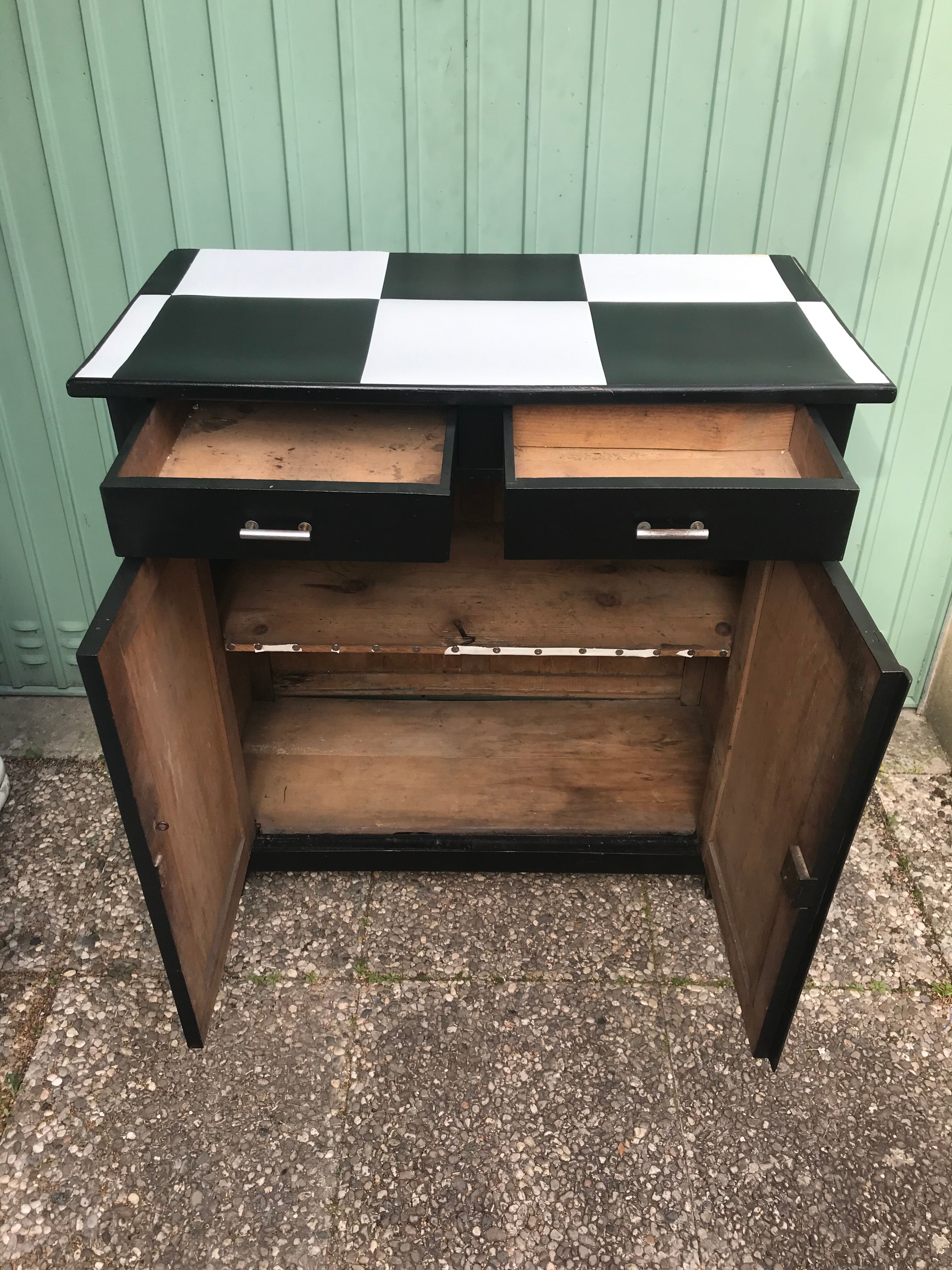 Former Parisian Wood Black Buffet - Plateau Damier Noir - White Vintage