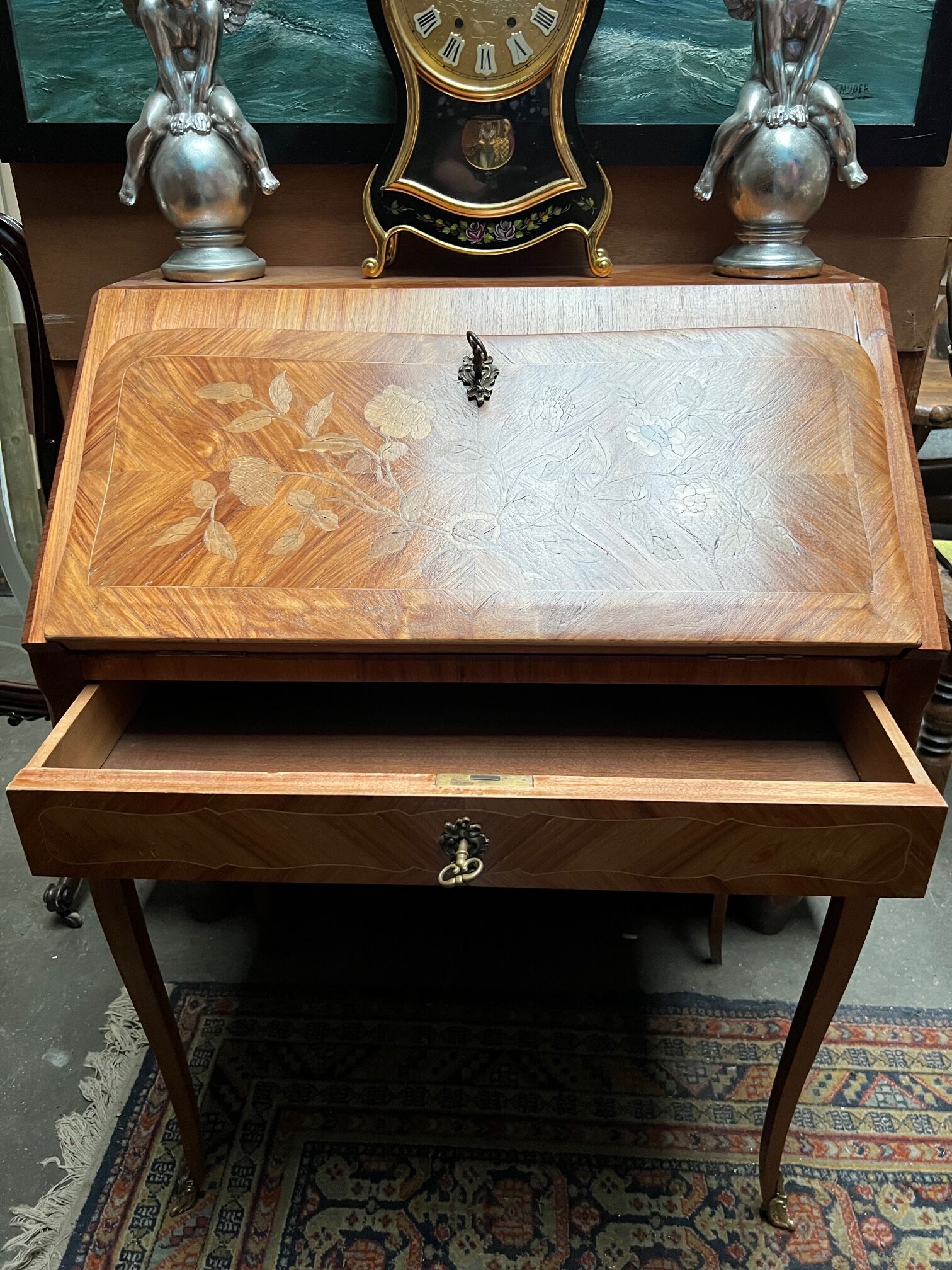 Secrétaire de style Louis XV