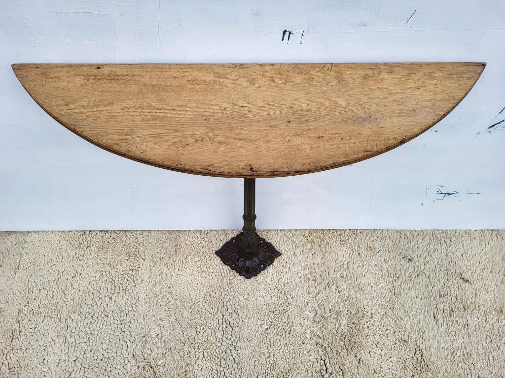 Cast iron foot console 1900 Art Nouveau