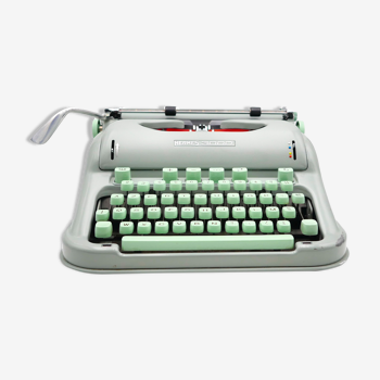 Machine à écrire hermes 3000 verte révisée avec ruban neuf