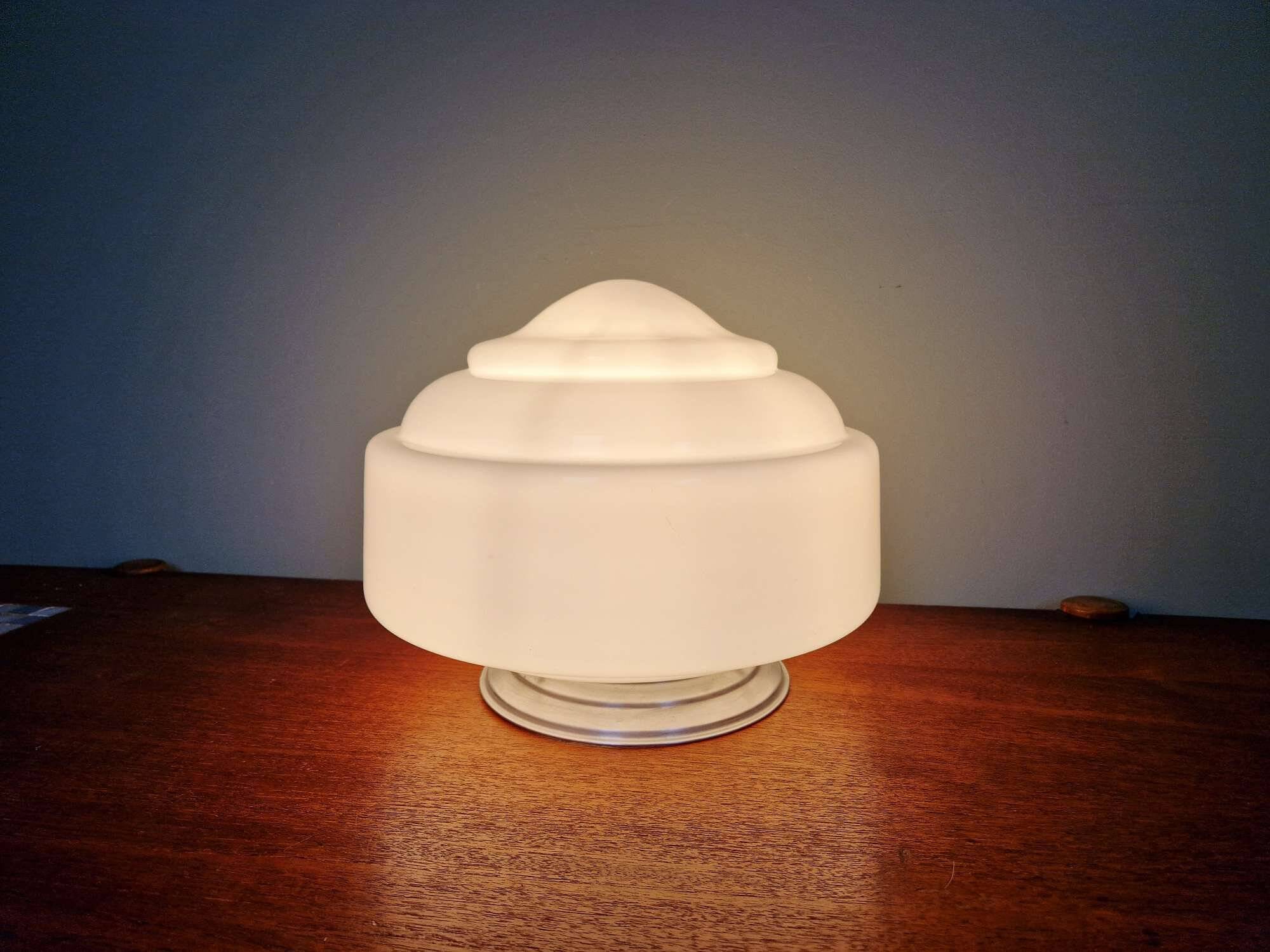Plafonnier Art Déco en opaline blanche, années 1920-30