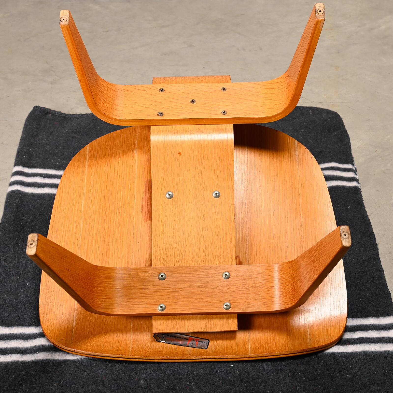 Charles & Ray Eames Early LCW Ash Lounge Chair for Herman Miller, 1951