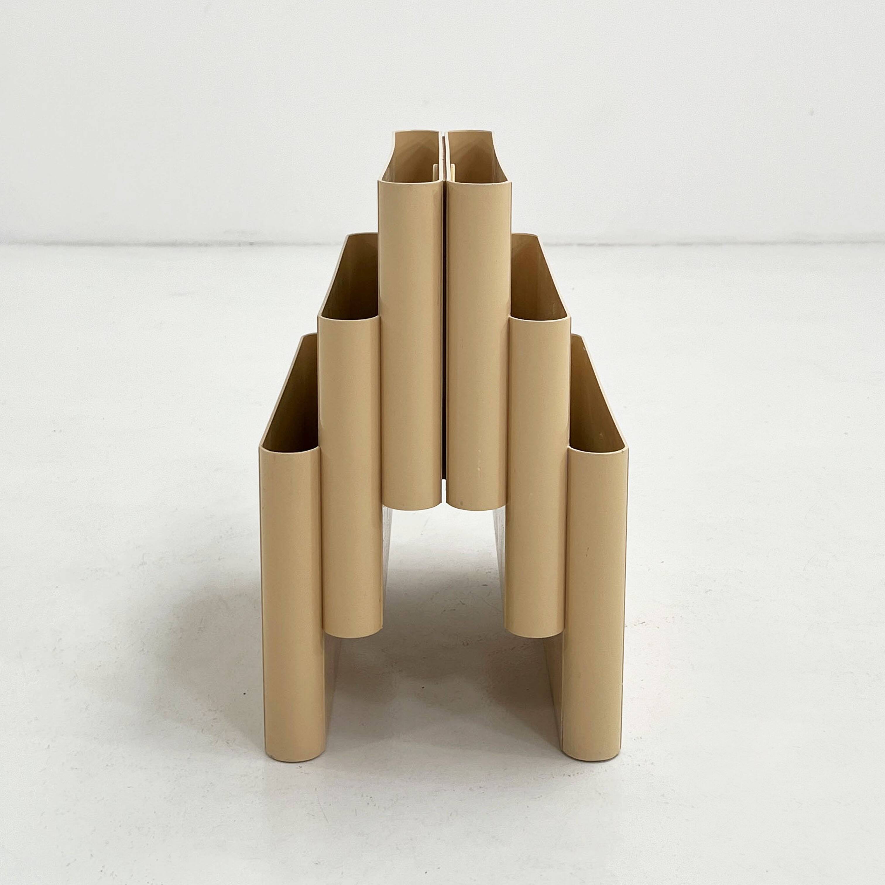 Cream magazine rack by Giotto Stoppino for Kartell, 1970