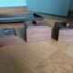 Ensemble de 3 boites en bois sur plateau set de bureau ou de fumeur