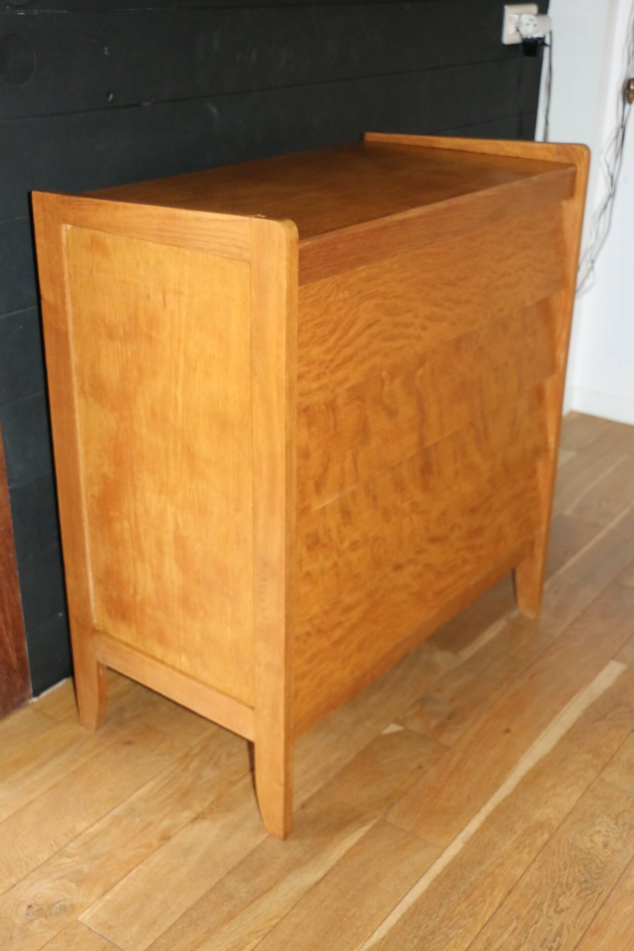 Chest of drawers with 4 drawers, light oak, 1960.
