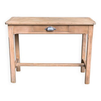 Art Deco farmhouse table in raw wood