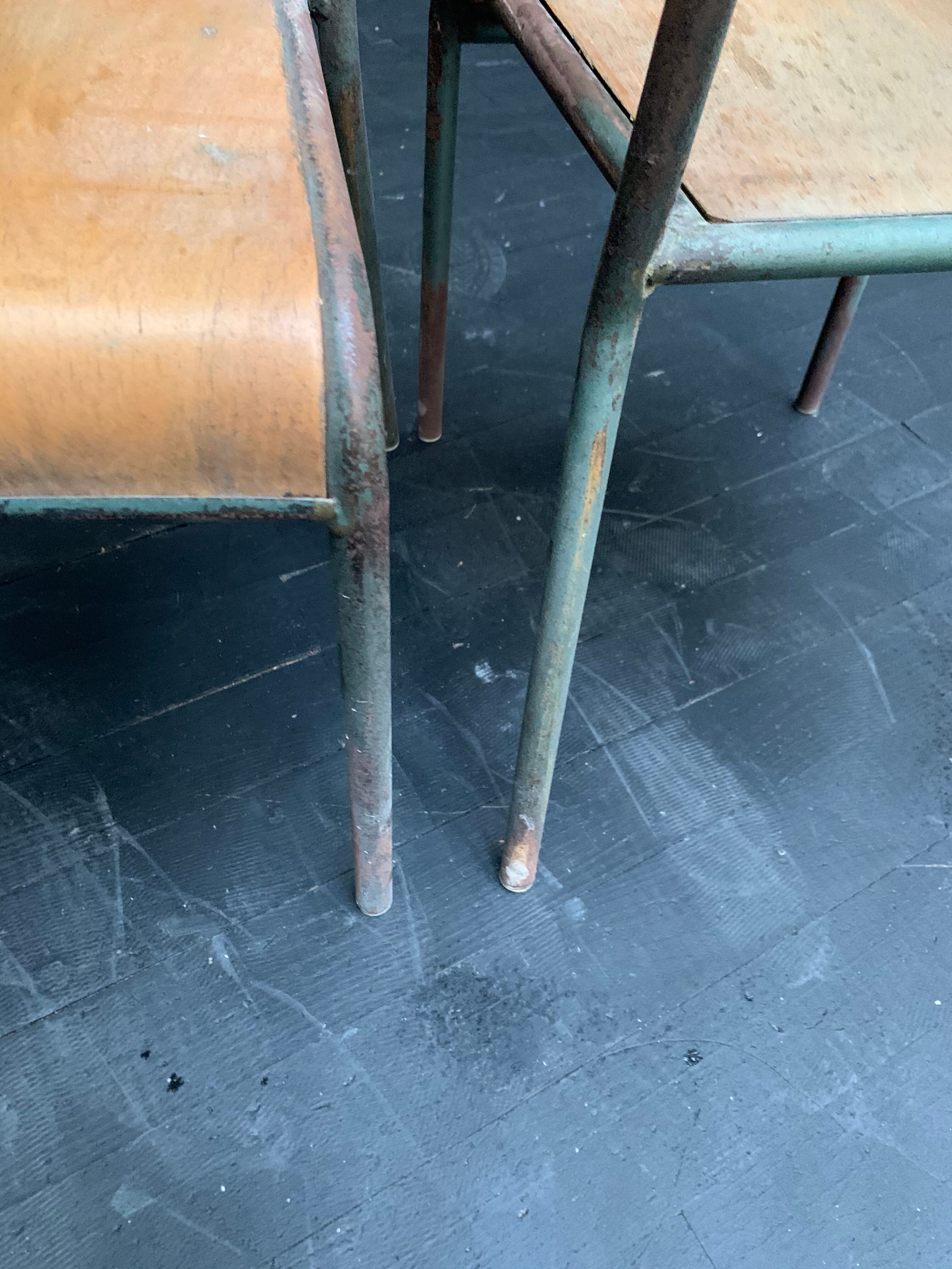 Suite of 4 school chairs by Stella