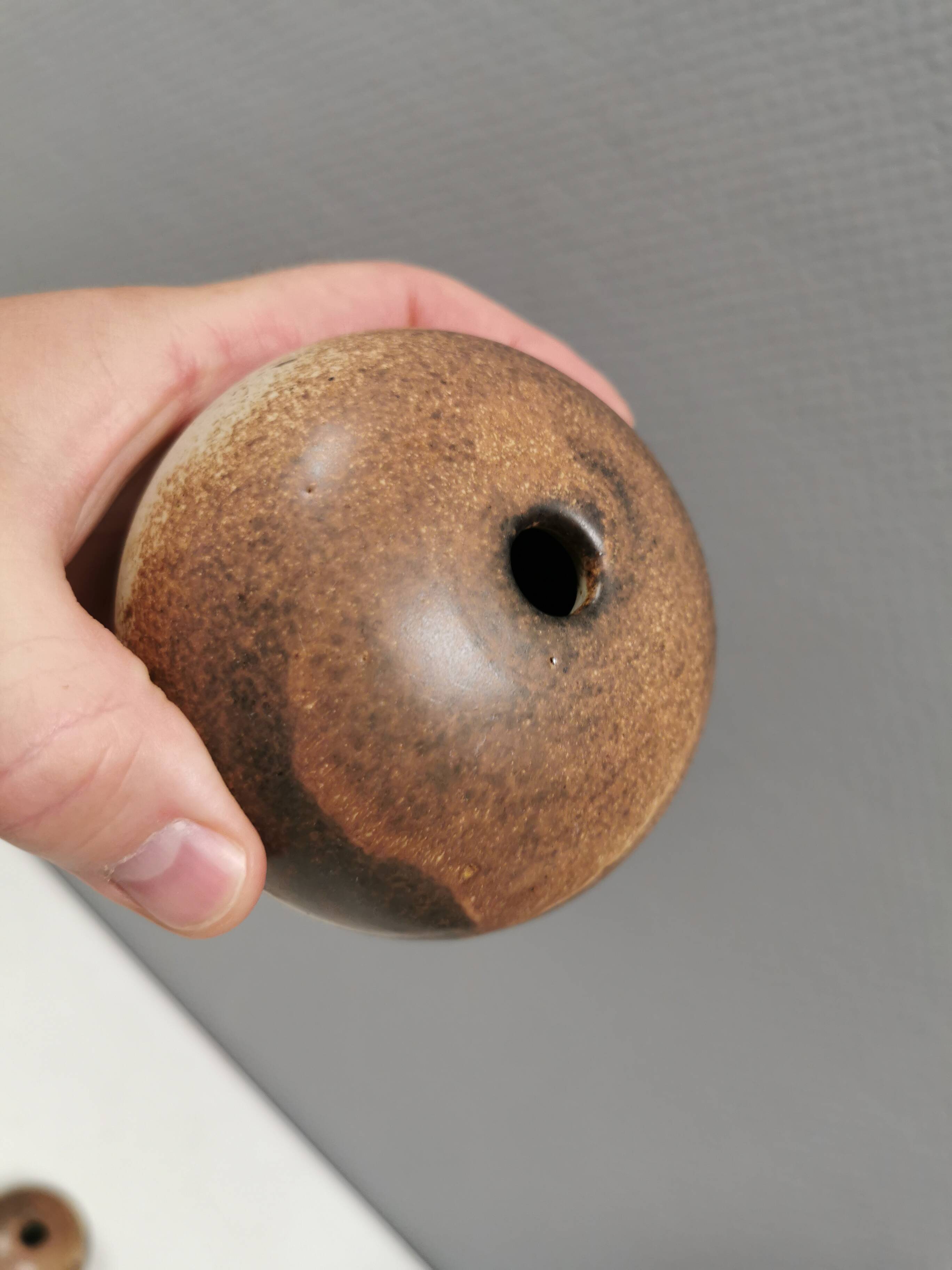 Two small round vases by Aage Wurtz Denmark 1970-80s.