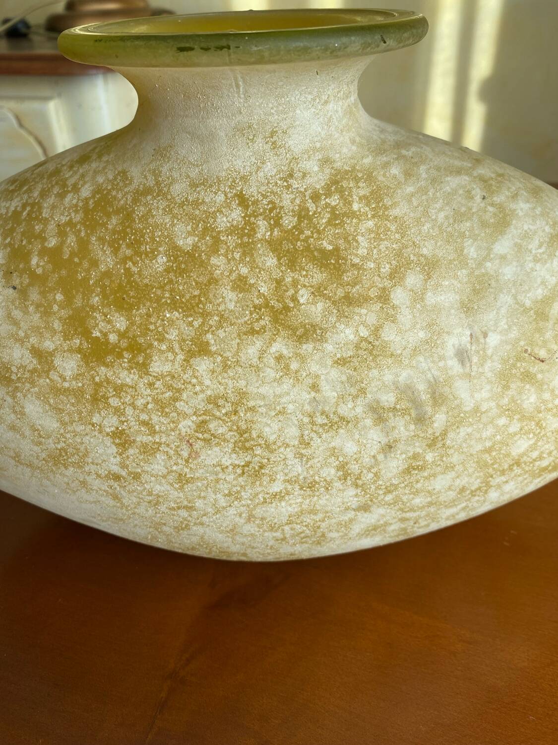 Vintage “SCAVO” vase in yellow Murano glass